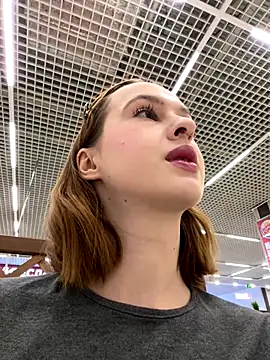 hani obsessed online show from December 15, 2025, 9:46 am