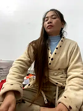 Snapshot of pitty_mymi chatting on November 28, 2025, 5:59 pm pitty mymi online show from November 28, 2025, 5:59 pm