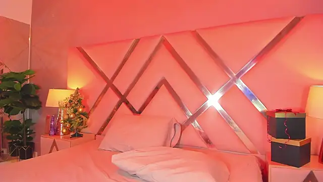 Snapshot of Samantha_Bale chatting on December 3, 2025, 11:52 am Samantha Bale online show from December 3, 2025, 11:52 am