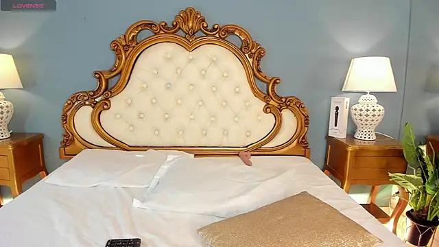 Samantha Bale online show from April 18, 2026, 7:07 pm