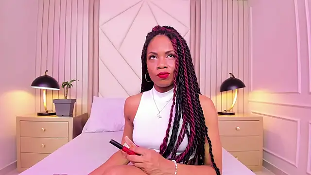 LailaDavidson online show from January 6, 2026, 12:20 pm