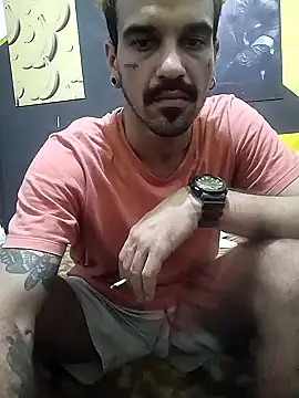 xxxbananaboy online show from April 18, 2026, 3:21 am