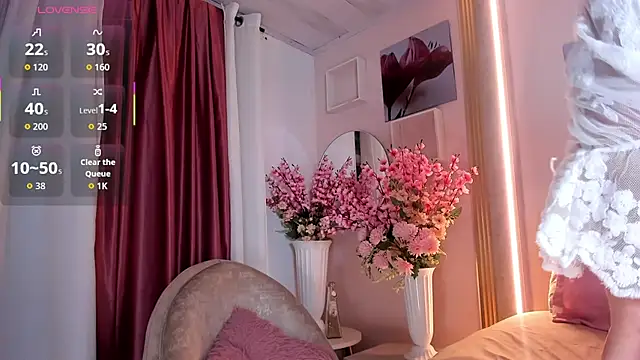  ivone online show from December 1, 2025, 7:19 pm