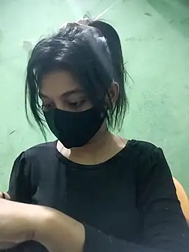 Disha Nur0 online show from April 9, 2026, 11:43 pm