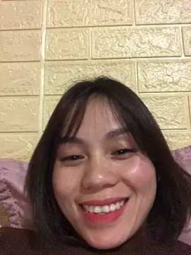 Trangbabylove online show from February 9, 2026, 3:16 pm