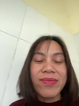 Trangbabylove online show from March 29, 2026, 8:25 am