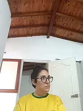 Snapshot of Melinerd chatting on November 19, 2025, 8:42 pm Melinerd online show from November 19, 2025, 8:42 pm