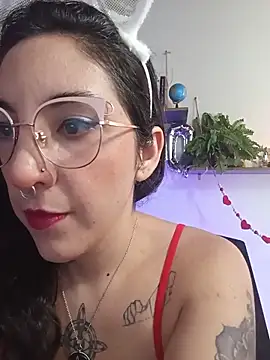 Melinerd online show from May 27, 2026, 6:05 pm