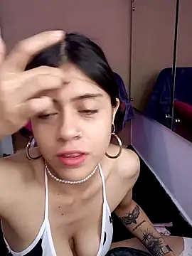 VelvetNovaa online show from November 29, 2025, 1:36 pm