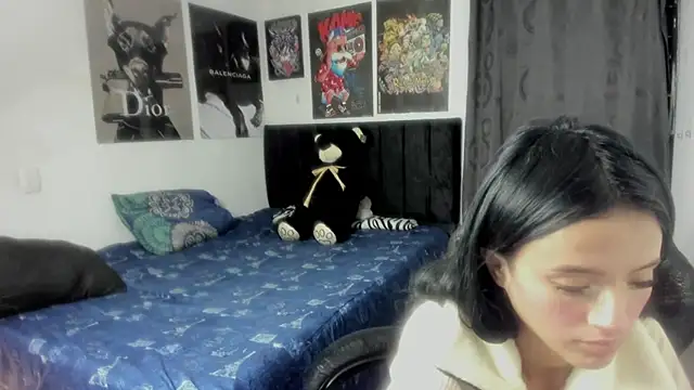 Candy  Girll18 online show from February 27, 2026, 12:32 am