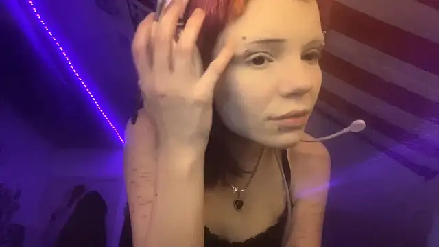 Storma Webber online show from November 27, 2025, 12:40 pm