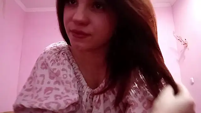 Snapshot of Emimiror chatting on November 26, 2025, 12:11 am Emimiror online show from November 26, 2025, 12:11 am