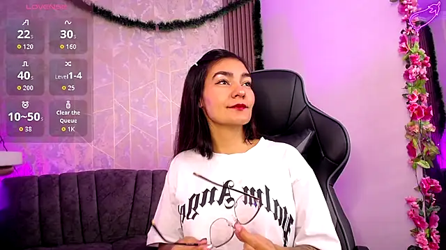 Tiny Mooore1 online show from November 20, 2025, 11:10 am