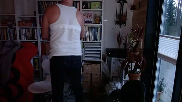 gymdaddypwrbtm online show from November 23, 2025, 1:33 pm