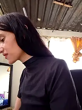 Milky cielo  online show from November 27, 2025, 3:58 pm