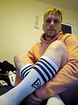 TheMaxDamage online show from December 4, 2025, 10:24 am