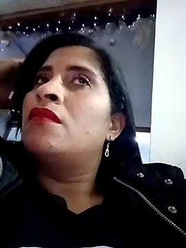 CarolinaNavas33 online show from November 29, 2025, 2:03 am