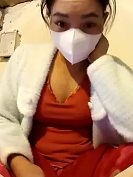 Snapshot of _Su-Su_ chatting on November 21, 2025, 12:43 am Su-Su online show from November 21, 2025, 12:43 am