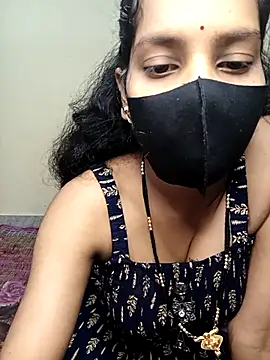Desi Hot Queen online show from December 14, 2025, 4:18 am