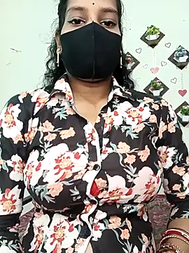 Desi Hot Queen online show from March 5, 2026, 3:02 am