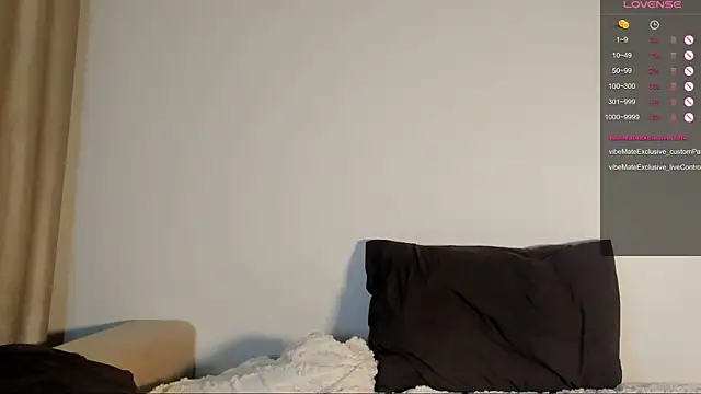 Emilia mala online show from April 23, 2026, 7:38 pm