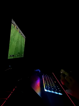 oIAcyber online show from November 28, 2025, 8:44 pm