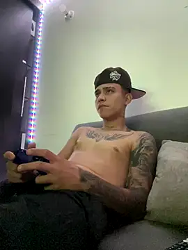 Scott hots69 online show from November 22, 2025, 5:50 am