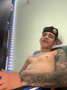 Scott hots69 online show from November 26, 2025, 5:30 am