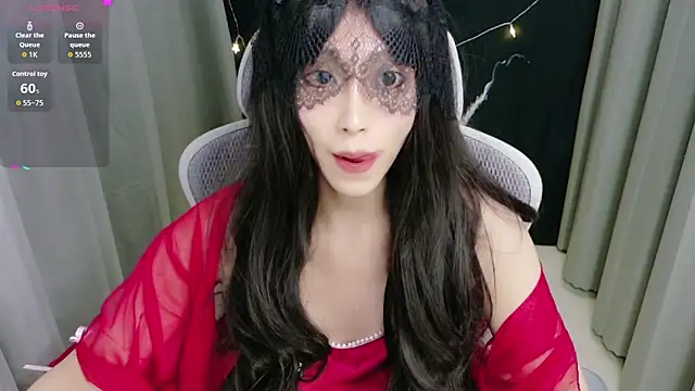 Snapshot of Lulu_QAQ chatting on November 19, 2025, 1:44 pm Lulu QAQ online show from November 19, 2025, 1:44 pm