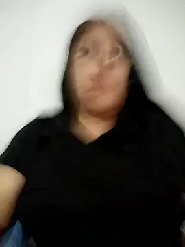 Hammy-steve02 online show from November 16, 2025, 3:23 am