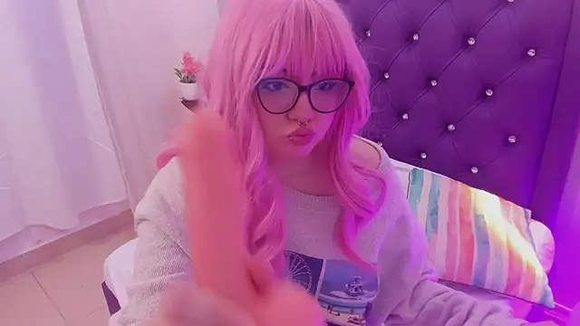 Violeta Morgan  online show from November 22, 2025, 12:26 pm