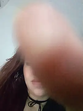 emy ross  online show from November 30, 2025, 10:14 pm