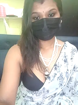 Snapshot of Premalatha_28 chatting on April 22, 2026, 8:10 pm Premalatha 28 online show from April 22, 2026, 8:10 pm