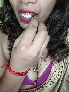 Snapshot of Premalatha_28 chatting on July 10, 2026, 6:10 pm Premalatha 28 online show from July 10, 2026, 6:10 pm