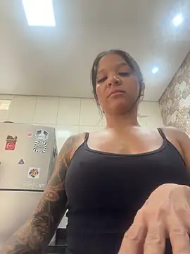 Snapshot of biadominatrix chatting on May 2, 2026, 4:23 pm biadominatrix online show from May 2, 2026, 4:23 pm