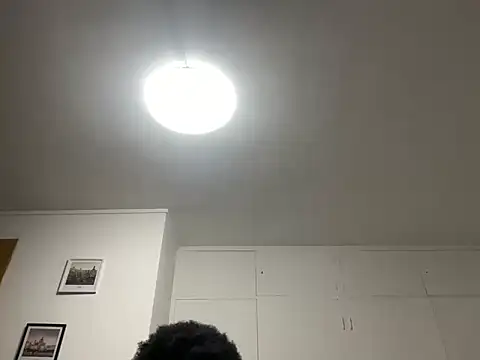 Doudou9371 online show from November 28, 2025, 6:49 am