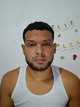 Elduodinamico45 online show from November 28, 2025, 1:19 am