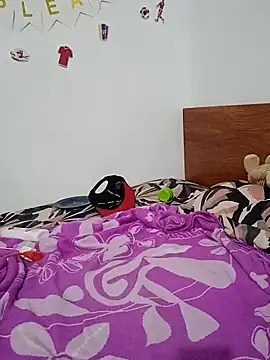 Elduodinamico45 online show from December 2, 2025, 3:34 am