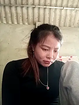 Snapshot of mon1-day chatting on December 2, 2025, 9:03 am mon1-day online show from December 2, 2025, 9:03 am