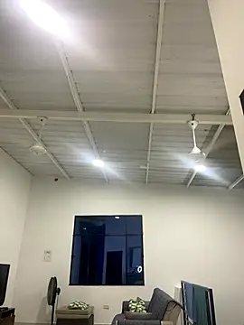 Snapshot of Boyfriend-Hot chatting on November 26, 2025, 4:57 am Boyfriend-Hot online show from November 26, 2025, 4:57 am