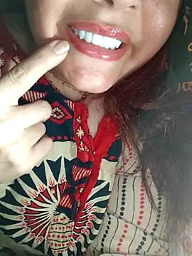 Virginass2000 online show from November 21, 2025, 12:54 am