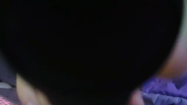 rosiefawnxo online show from November 20, 2025, 8:14 am