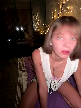 artshadowvibe online show from November 30, 2025, 1:26 pm