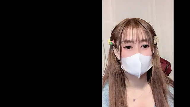 MiAnna-Lovee online show from November 20, 2025, 2:50 pm