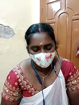 Snapshot of Tamil_Ranjini chatting on May 15, 2026, 11:12 pm Tamil Ranjini online show from May 15, 2026, 11:12 pm