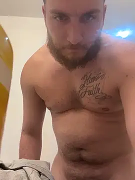 Snapshot of DevilDick05 chatting on December 15, 2025, 9:19 pm DevilDick05 online show from December 15, 2025, 9:19 pm