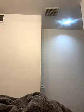 Snapshot of DevilDick05 chatting on January 8, 2026, 2:58 am DevilDick05 online show from January 8, 2026, 2:58 am