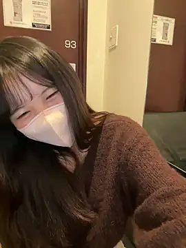 Nemu chan  online show from November 25, 2025, 9:42 am