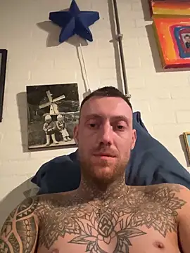 helloo1991 online show from May 24, 2026, 4:28 am