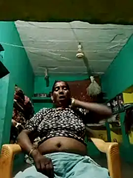 Snapshot of Xx_savita chatting on July 6, 2026, 4:42 pm Xx savita online show from July 6, 2026, 4:42 pm